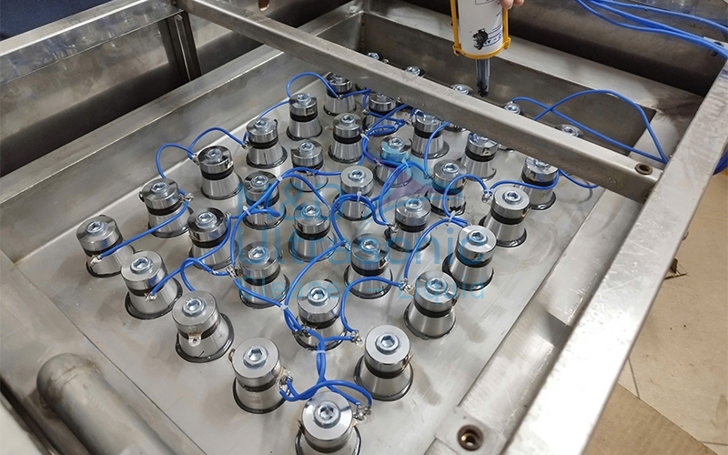 Đầu rung siêu âm (ultrasonic transducer)