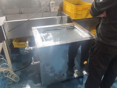 Ảnh hưởng của nhiệt độ chất lỏng đến quá trình làm sạch của máy rửa siêu âm