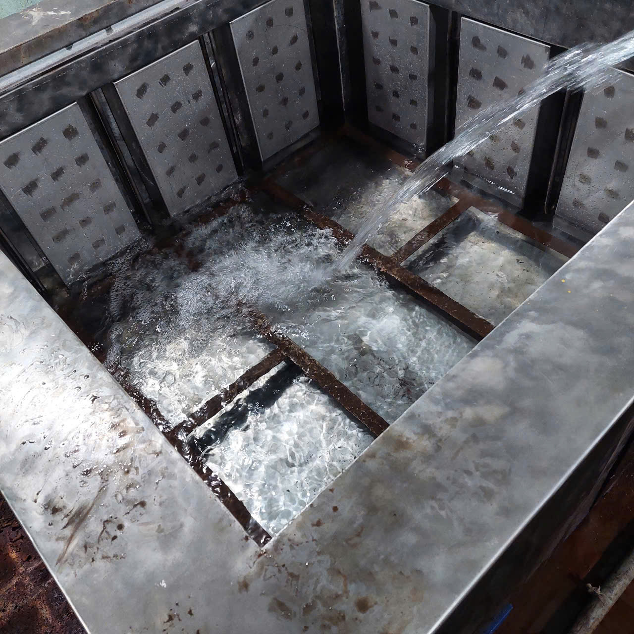 Bể rửa siêu âm cỡ lớn