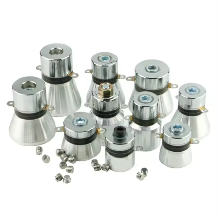 Đầu phát sóng siêu âm tần số 20–25 kHz, 60–68 kHz, 80 kHz, 100–120 kHz